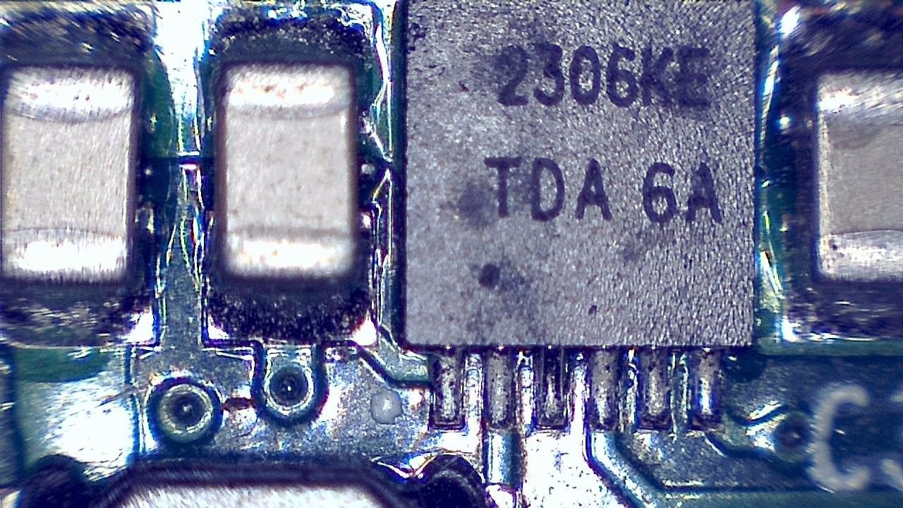 Inspektion von Leiterplatten und Elektronik Mikroskopisches Beispielbild 5