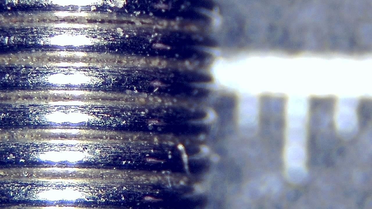 Ispezione forense della superficie Immagine microscopica di esempio 15